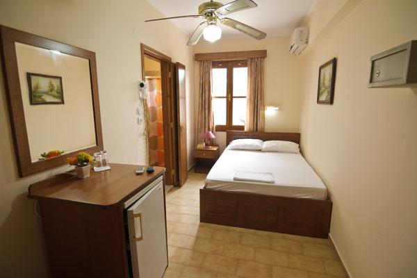 Mango Rooms Rhodes City Buitenkant foto